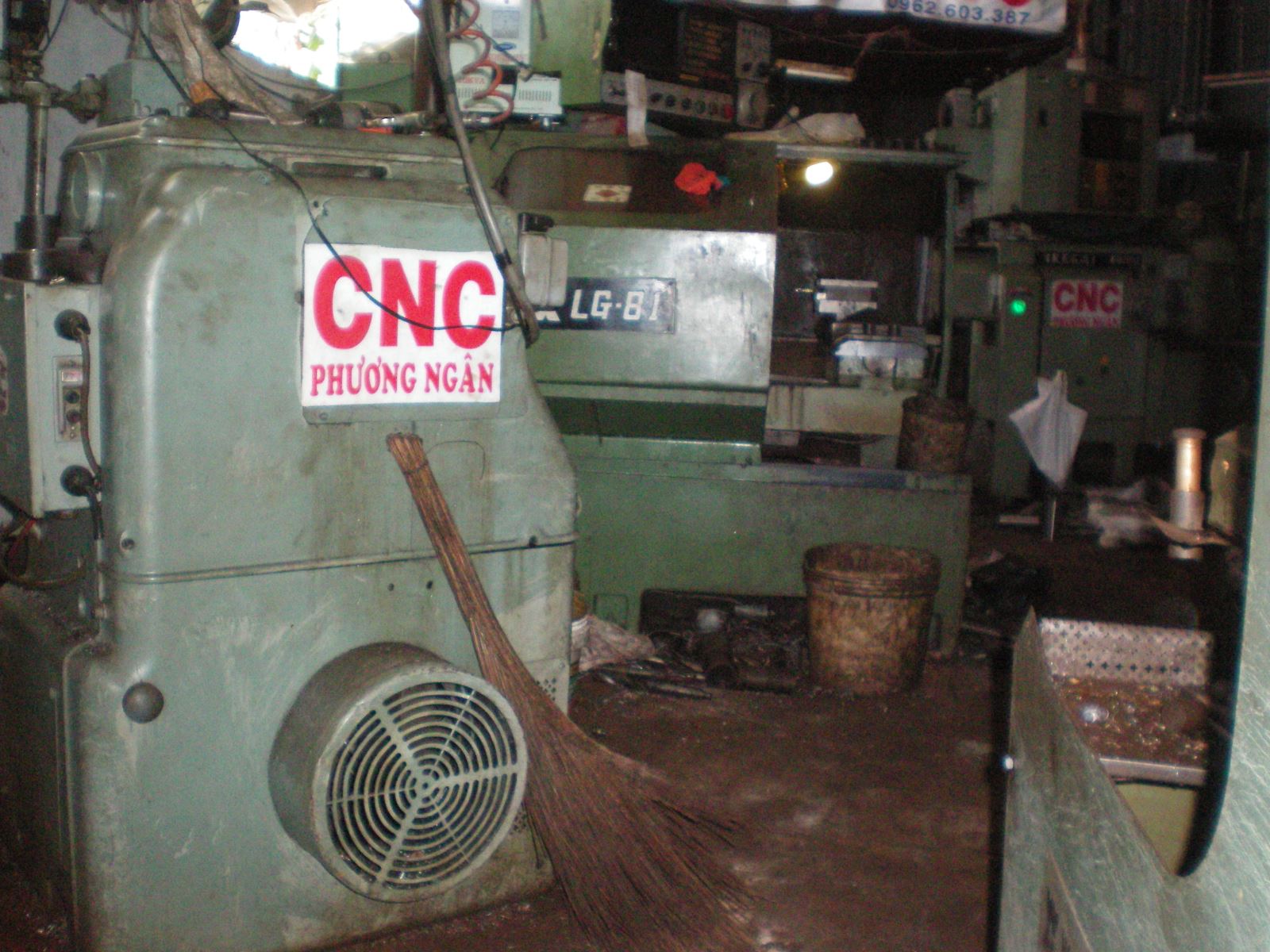 Chi tiết máy, công cụ